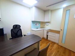 Gleneagles Hospital (D10), Retail #503376581